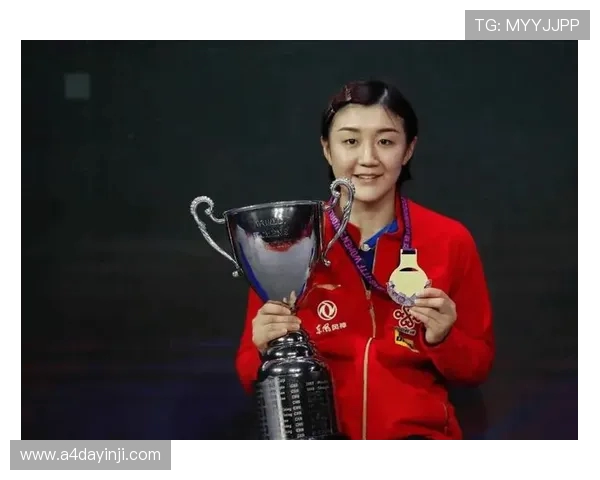 CCTV5世界杯美女主播精彩亮相吸引观众目光展现多才多艺魅力