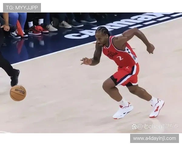 单节31分!鲍威尔:那就是经典的伦纳德健康的他太危险了 单节31分!鲍威尔:那就是经典的伦纳德健康的他太危险了